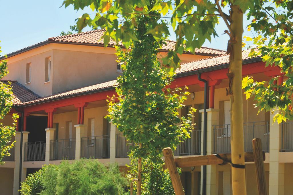 La Residence Du Chateau De Jouarres Azille Exterior foto